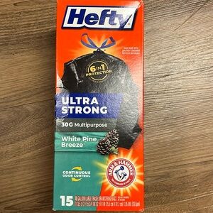 Hefty 30G trashbags